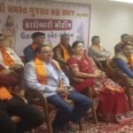 Ahmedabad Demolition: કુબેરનગરમાં કમલ તળાવમાં બુલ્ડોઝર ફર્યું, 150 મકાન તોડી પડાયા