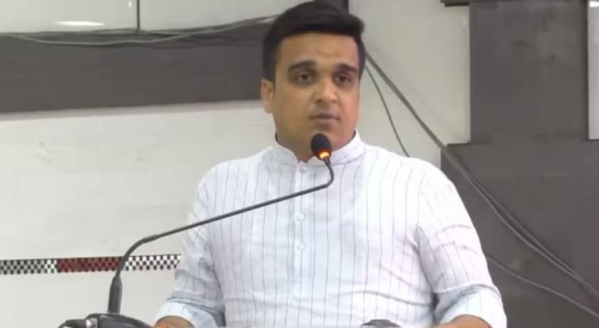 Gujarat News: લગ્ન નોંધણીના નિયમોમાં ફેરફાર કરવા સરકારે વાંધા સૂચનો મંગાવ્યા, જાણો હર્ષ સંઘવીએ શું કહ્યુ?