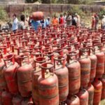 Gandhinagar News: સચિવાલયના સ્વર્ણિમ સંકુલ 1ની બહાર અરજદારે આપઘાત કરવાનો પ્રયાસ કર્યો